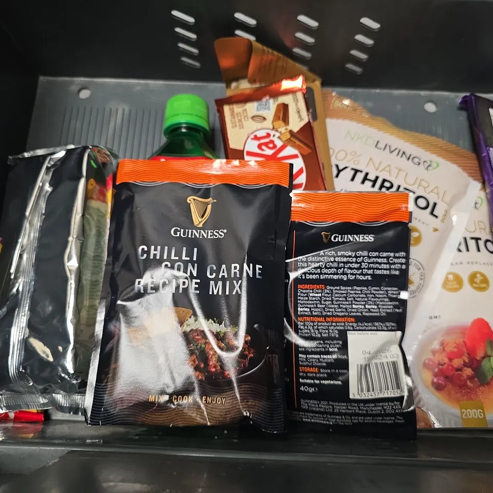 APPROXIMATELY 8 ASSORTED FOOD ITEMS TO INCLUDE - LMNT ELECTROLYTE MIX , TESCO LONG GRAIN RICE , FUDGE  CINDER TOFFEE ETC