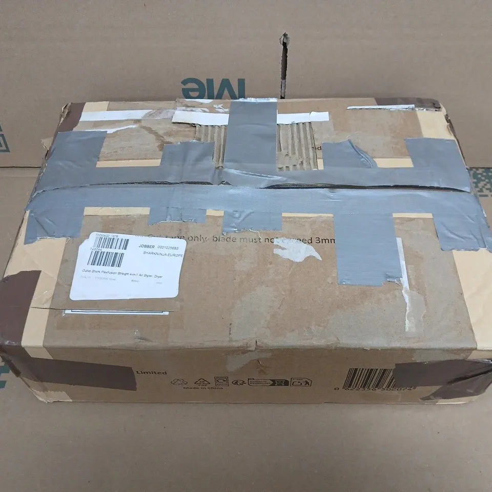 SHARK FLEXFUSION STRAIGHT 4-IN-1 AIR STYLER