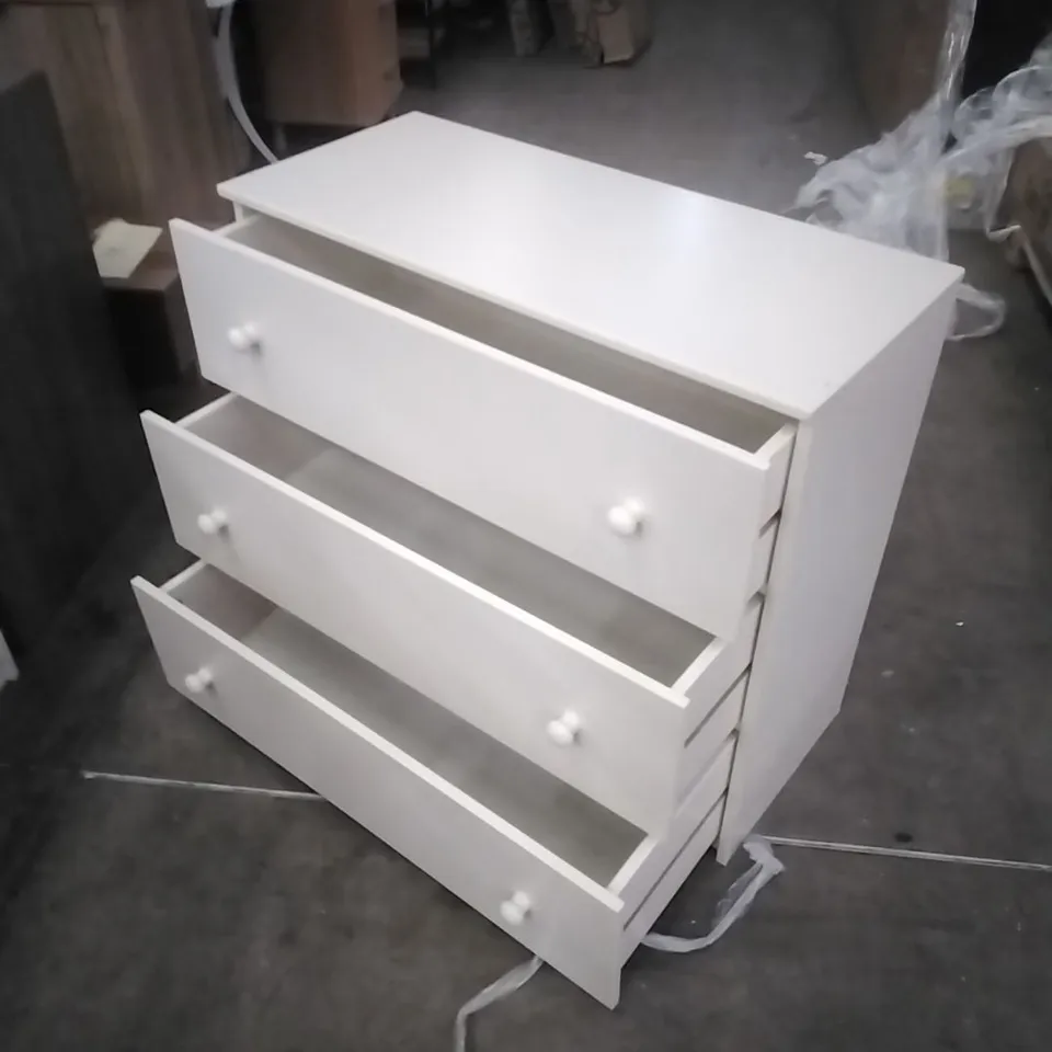 WHITE 3-DRAWER CHEST OF DRAWERS/BEDROOM STORAGE 