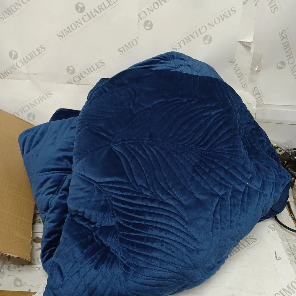 BLUE SOFT BLANKET