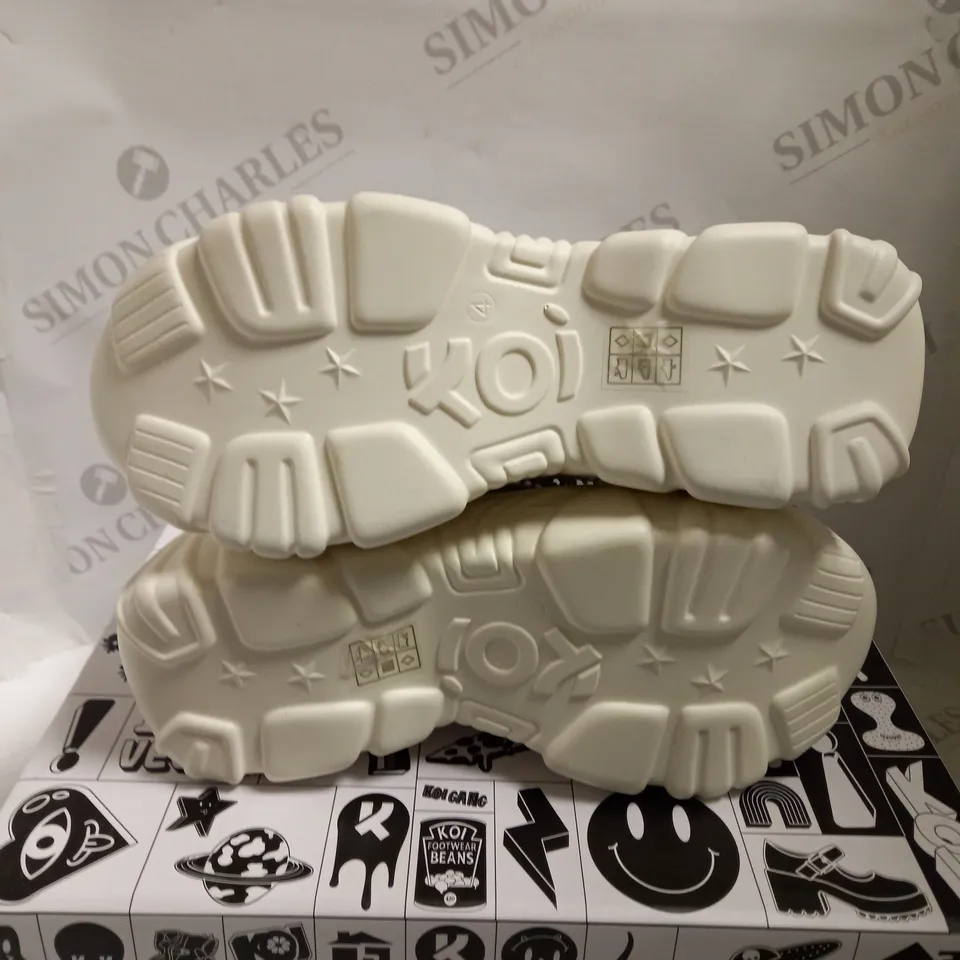 KOI VEGAN JINX WHITE MYSTIC CHARM TRAINERS - SIZE 4