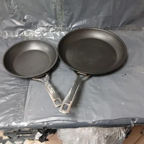 Le Creuset Toughened Non-Stick Set of 2 Frying Pans