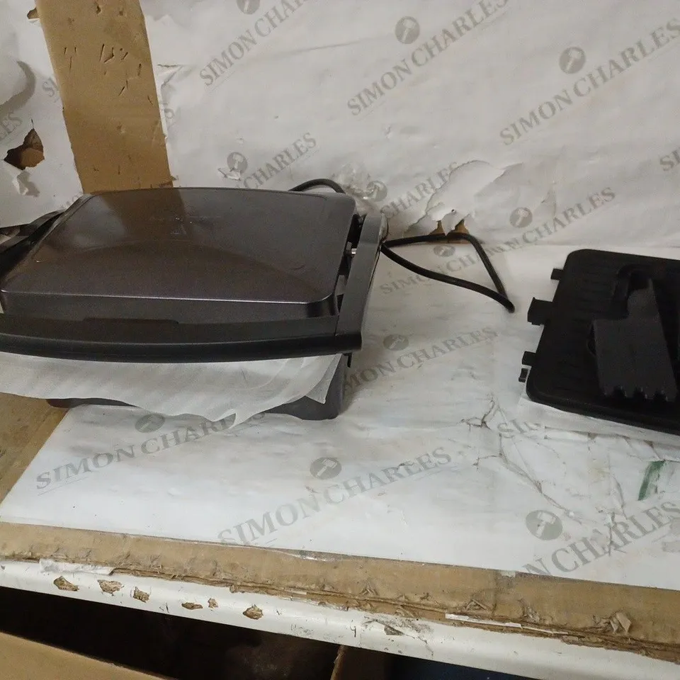 CUISINART GRILL AND SANDWICH MAKER GRSM4U