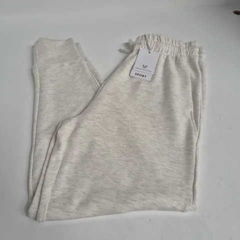 CREW CLOTHING COMPANY SPORT SUPER DRAPE CUFFED JOGGERS IN WHITE - LARGE