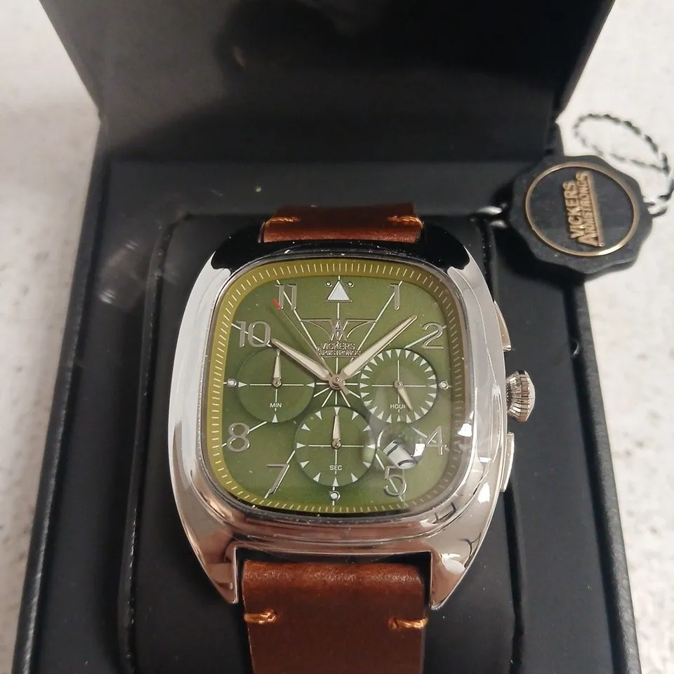 BOXED VICKERS ARMSTRONGS CHRONOGRAPH WRISTWATCH
