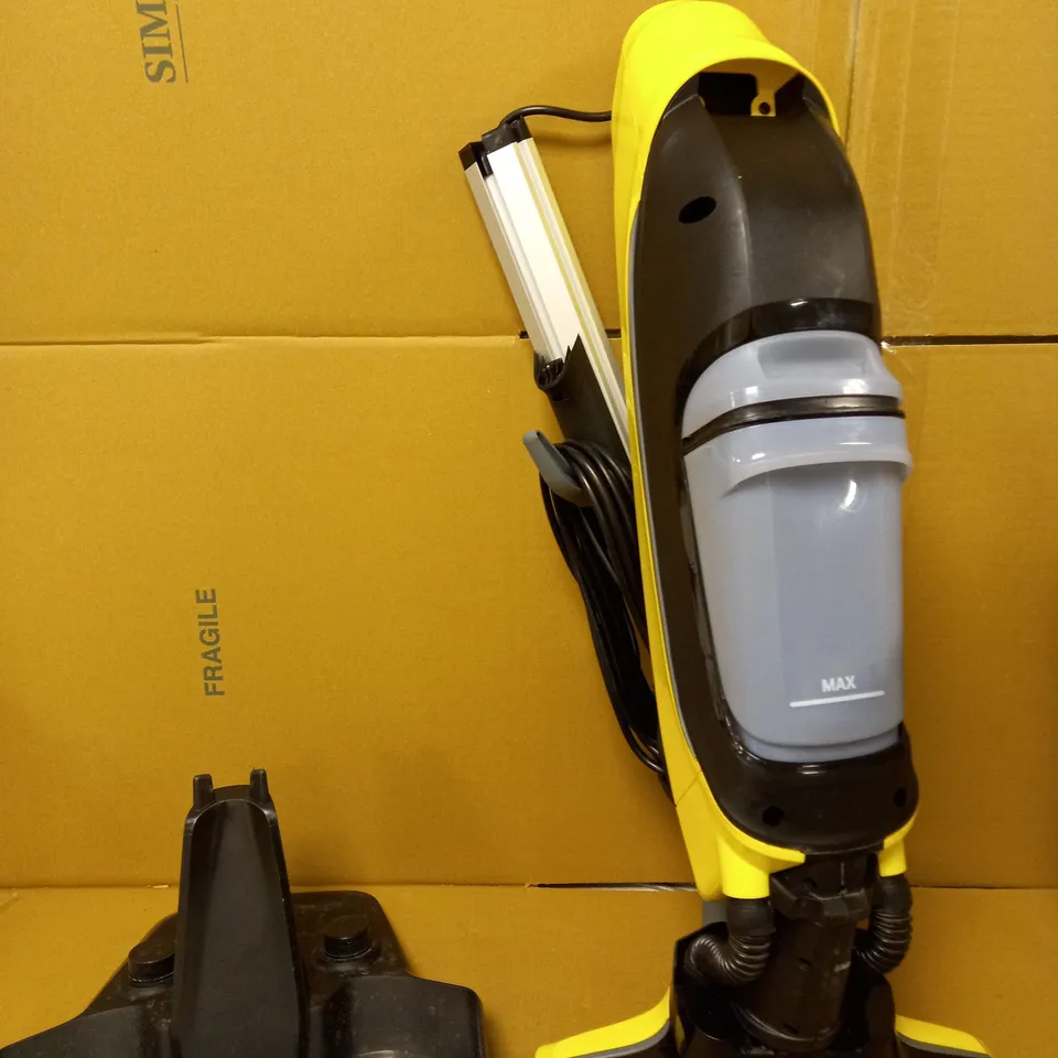 KÄRCHER FC5 HARD FLOOR CLEANER