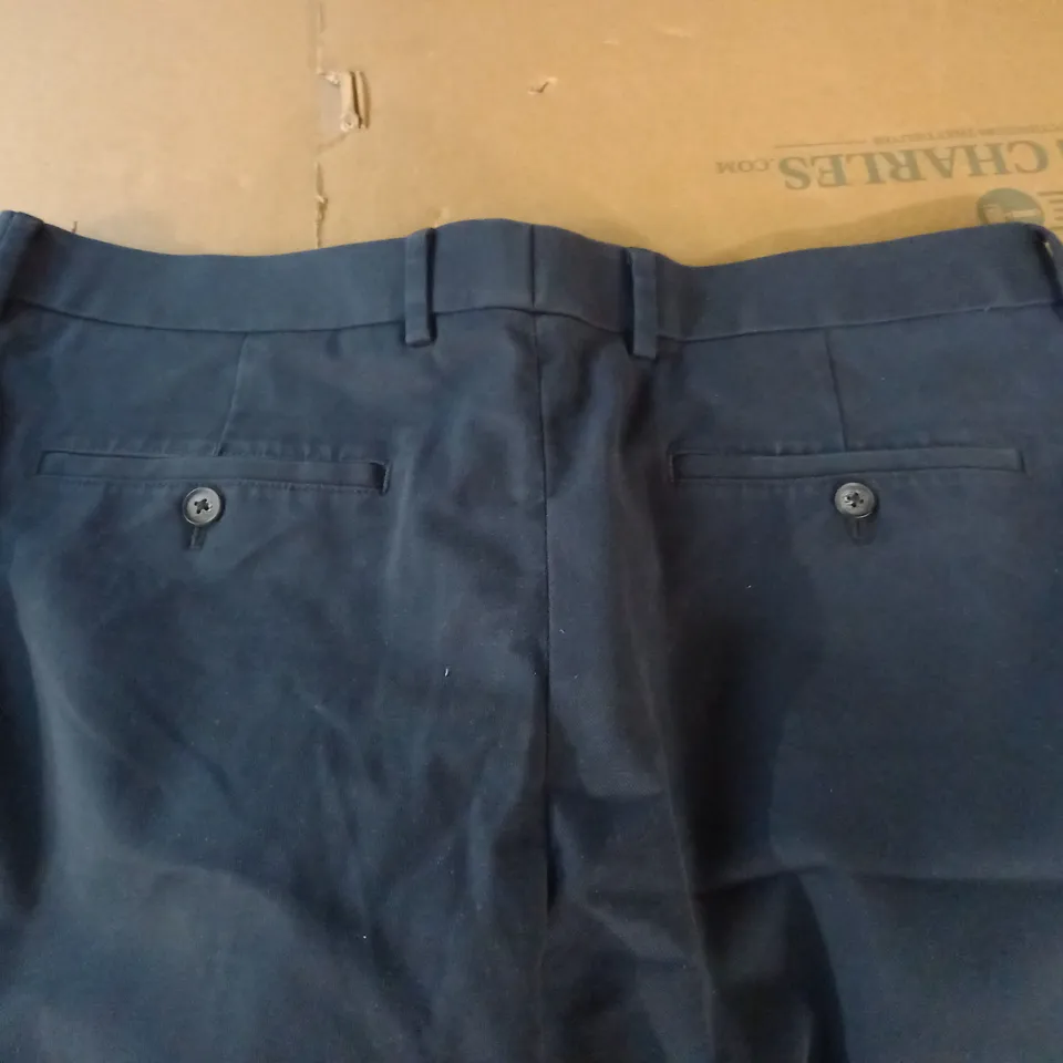 CHARLES TYRWHITT NAVY TROUSERS - 34W 32L