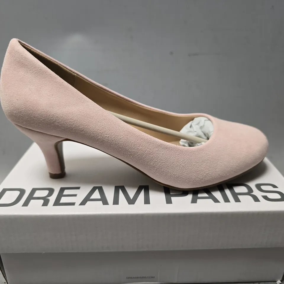 BOXED DREAM PAIRS SUEDE PINK HEELS - UK 5 