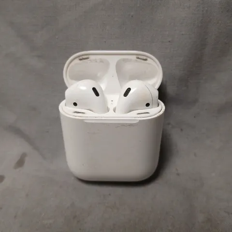 USED APPLE A1602 AIRPODS