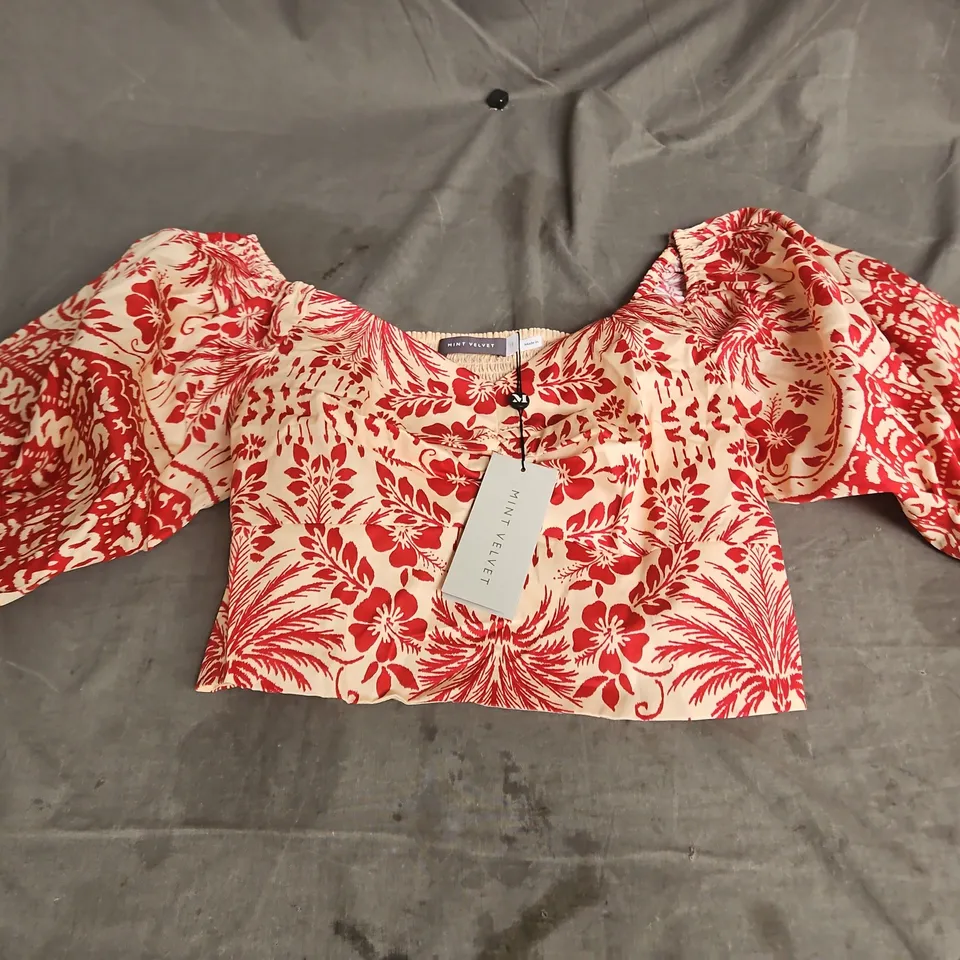MINT VELVET PUFF SLEEVE TOP IN RED PALM PRINT SIZE 12