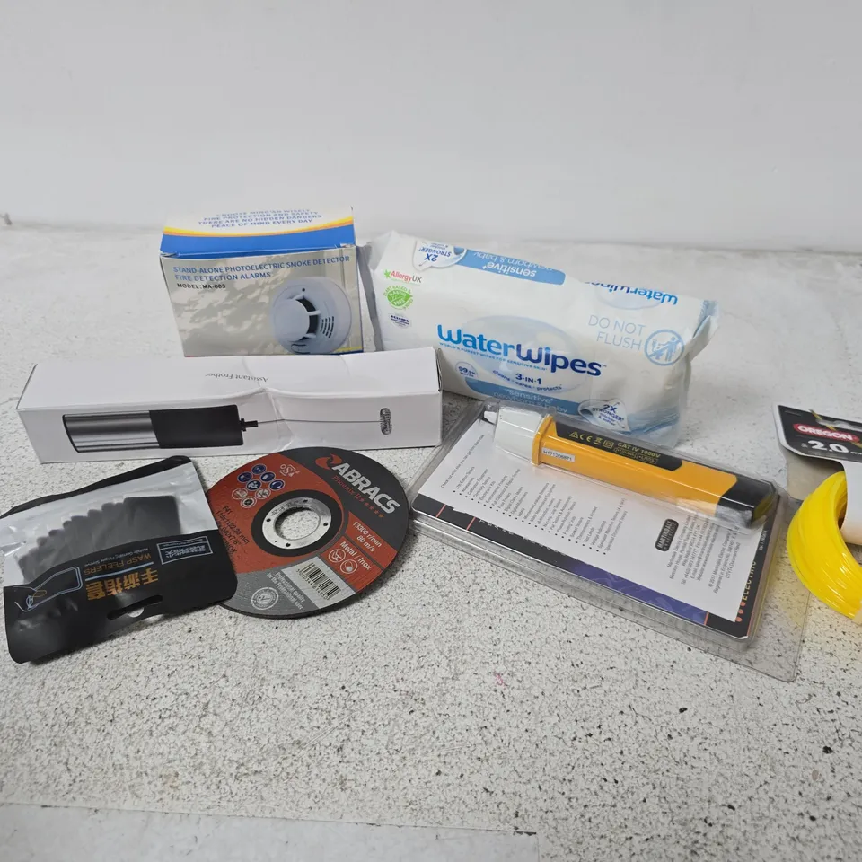 APPROXIMATELY 15 ASSORTED HOUSEHOLD ITEMS TO INCLUDE SMOKE DETECTOR, WATER WIPES, VOLTAGE TESTER, ETC