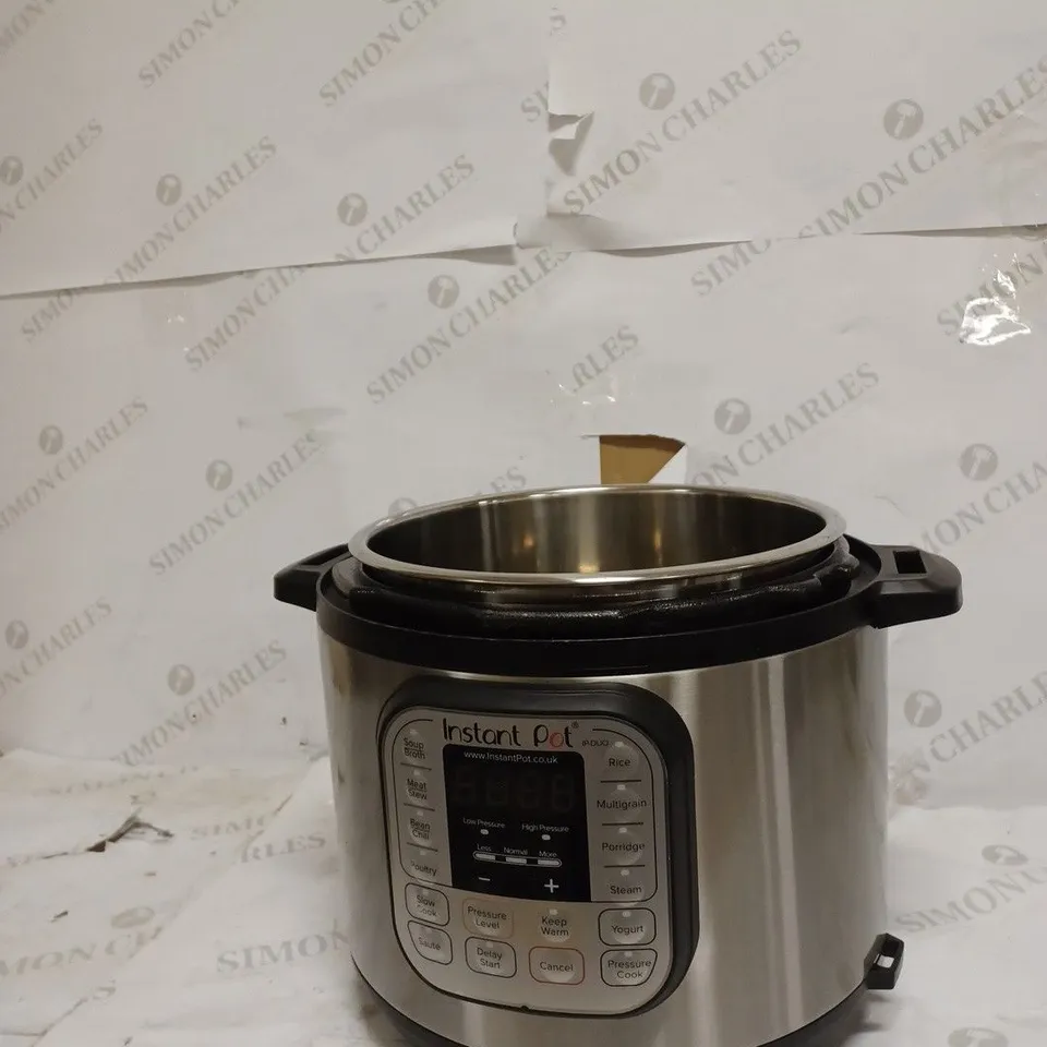 INSTANT POT DUO SMART PRESSURE COOKER