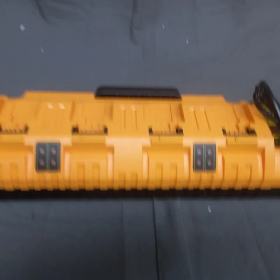 FOUR PORT MULTI CHARGER