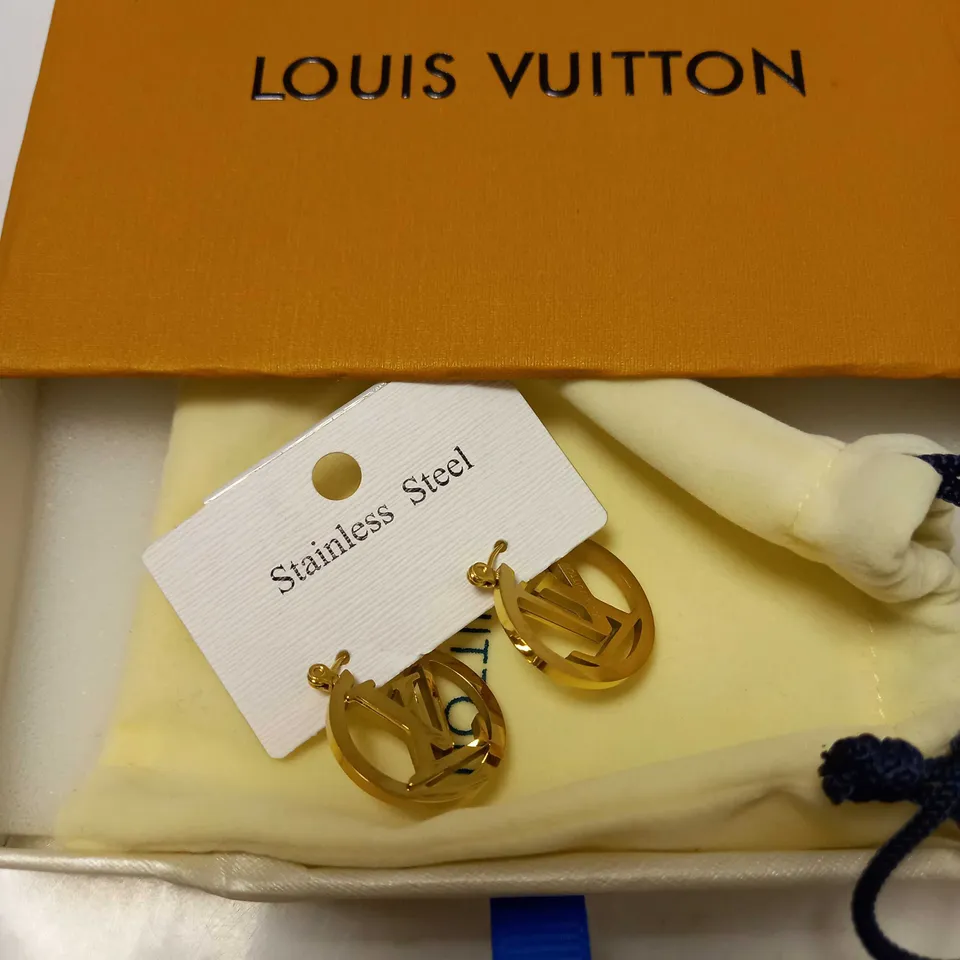 BOXED LOUIS VUITTON STAINLESS STEEL HOOP BRANDED EARRINGS WITH LV LOGO 