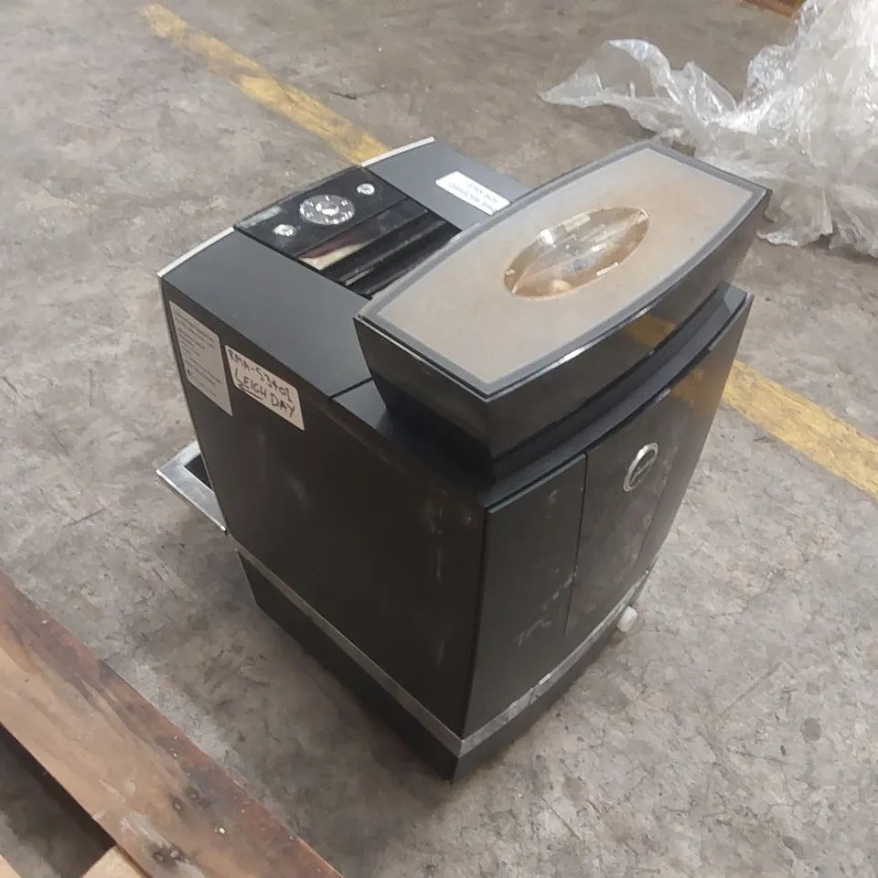 JURA GIGA COMMERCIAL COFFEE MACHINE