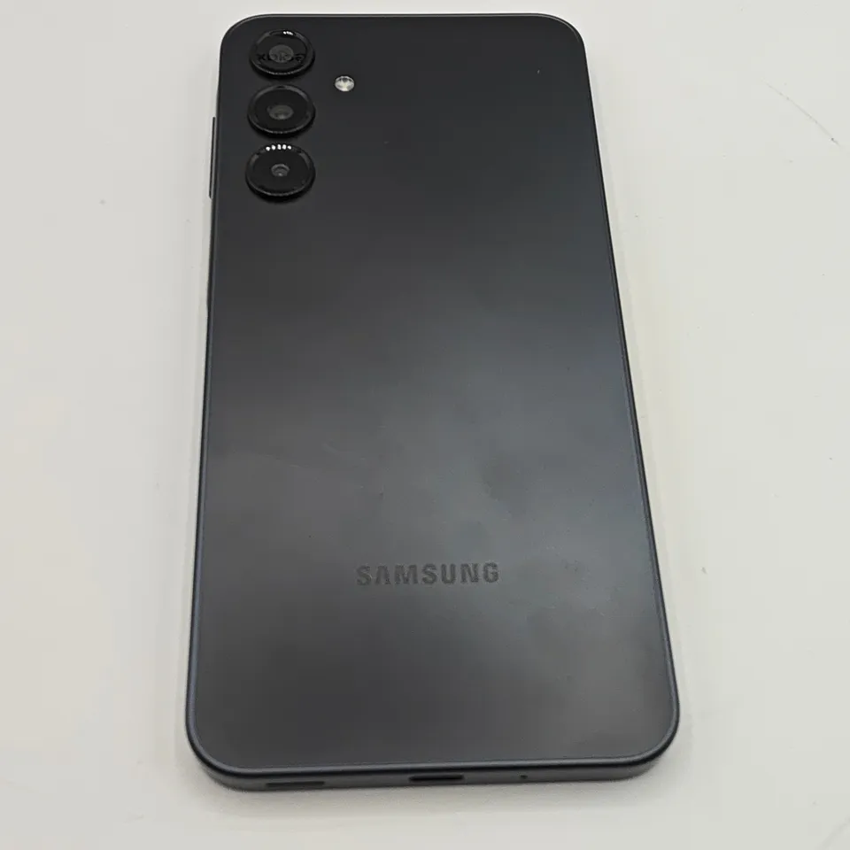 BOXED SAMSUNG GALAXY A16 4/128GB IN BLACK - SM-A165F
