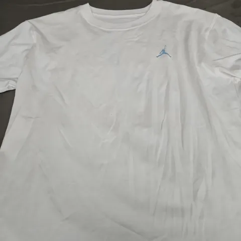 AIR JORDAN GRAPHIC TEE - SIZE SMALL