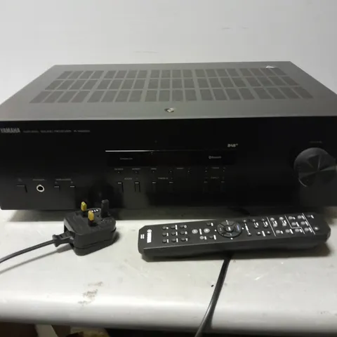 BOXED YAMAHA NATURAL SOUND RECEIVER R-S2020