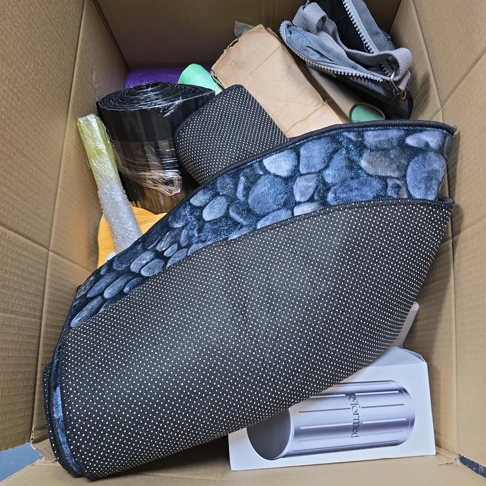 BOX OF APPROXIMATELY 12 ASSORTED HOUSEHOLD ITEMS INCLUDING FAMILY PACK TOILET ROLLS , REFORMED STORAGE TANK AND ROKA BAG 