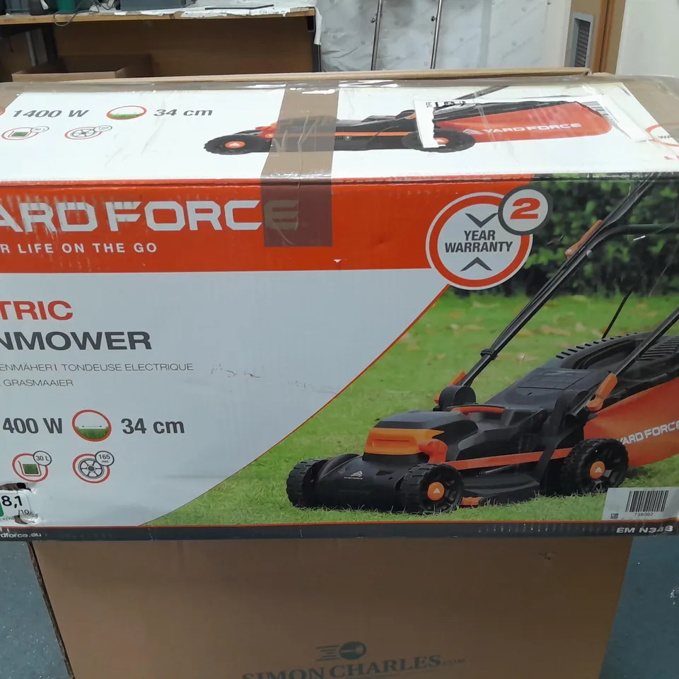 BOXED YARD FORCE ELECTRIC LAWNMOWER 