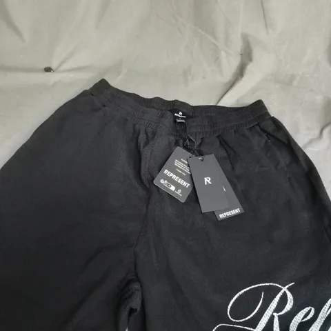 REPRESENT OWNERS CLUB SCRIPT MESH SHORTS – BLACK, UK SIZE L