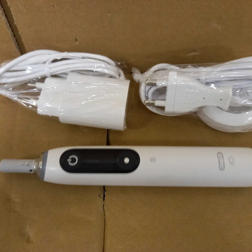 ORAL B IO SERIES 9 ELECTRIC TOOTHBRUSH