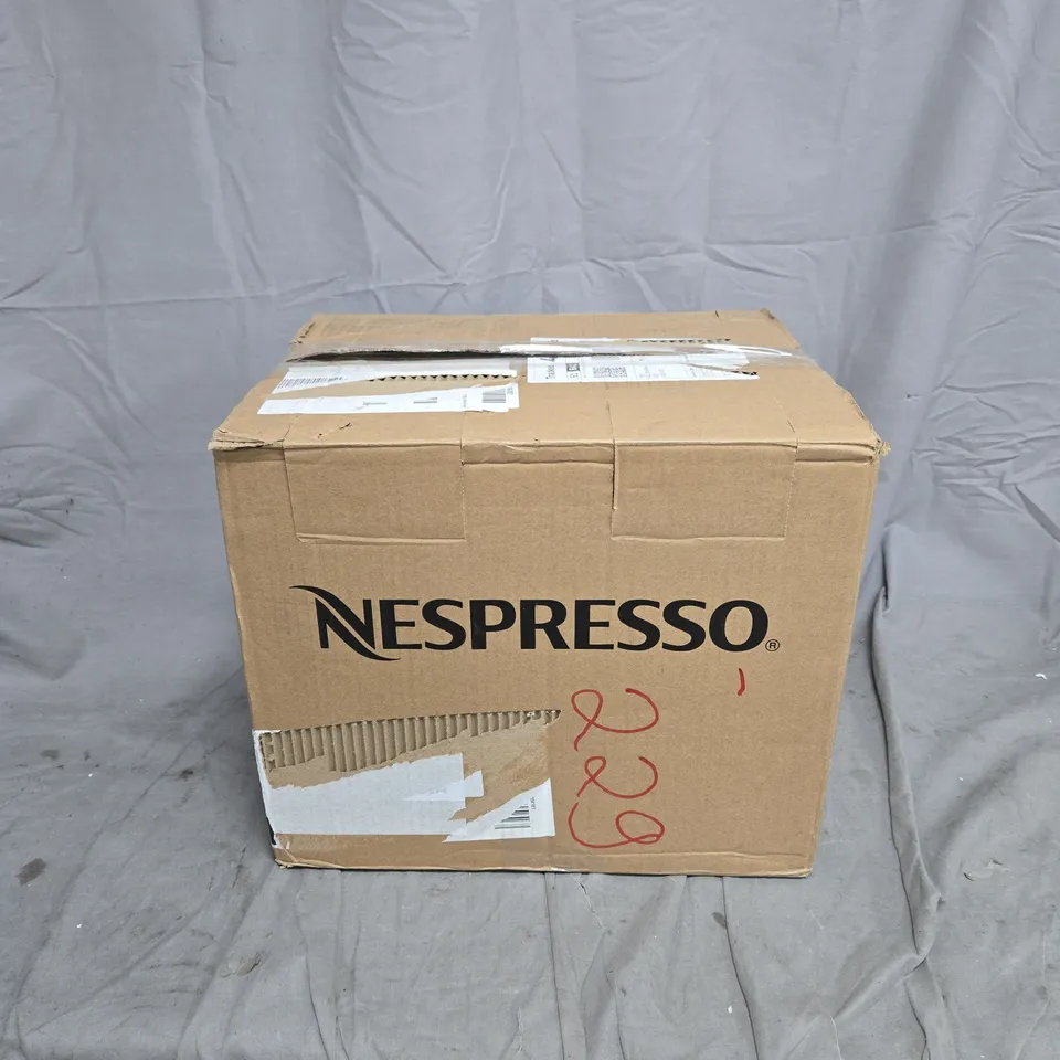 NESPRESSO CITIZ COFFEE MACHINE WITH MILK FROTHER BY DE'LONGHI – WHITE