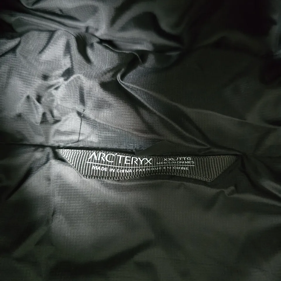 ARC'TERYX HOODED PUFFER JACKET – BLACK - SIZE XXL