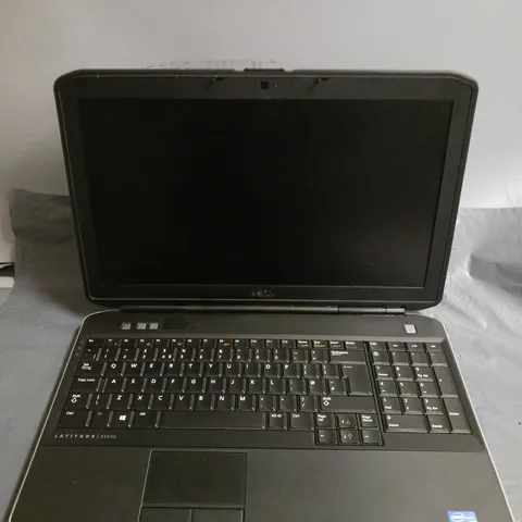 DELL LATITUDE E5530 LAPTOP