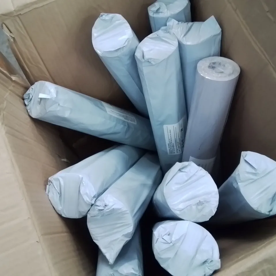 BOX CONTAINING 12 ROLLS OF DESIGNER WALLPAPER 