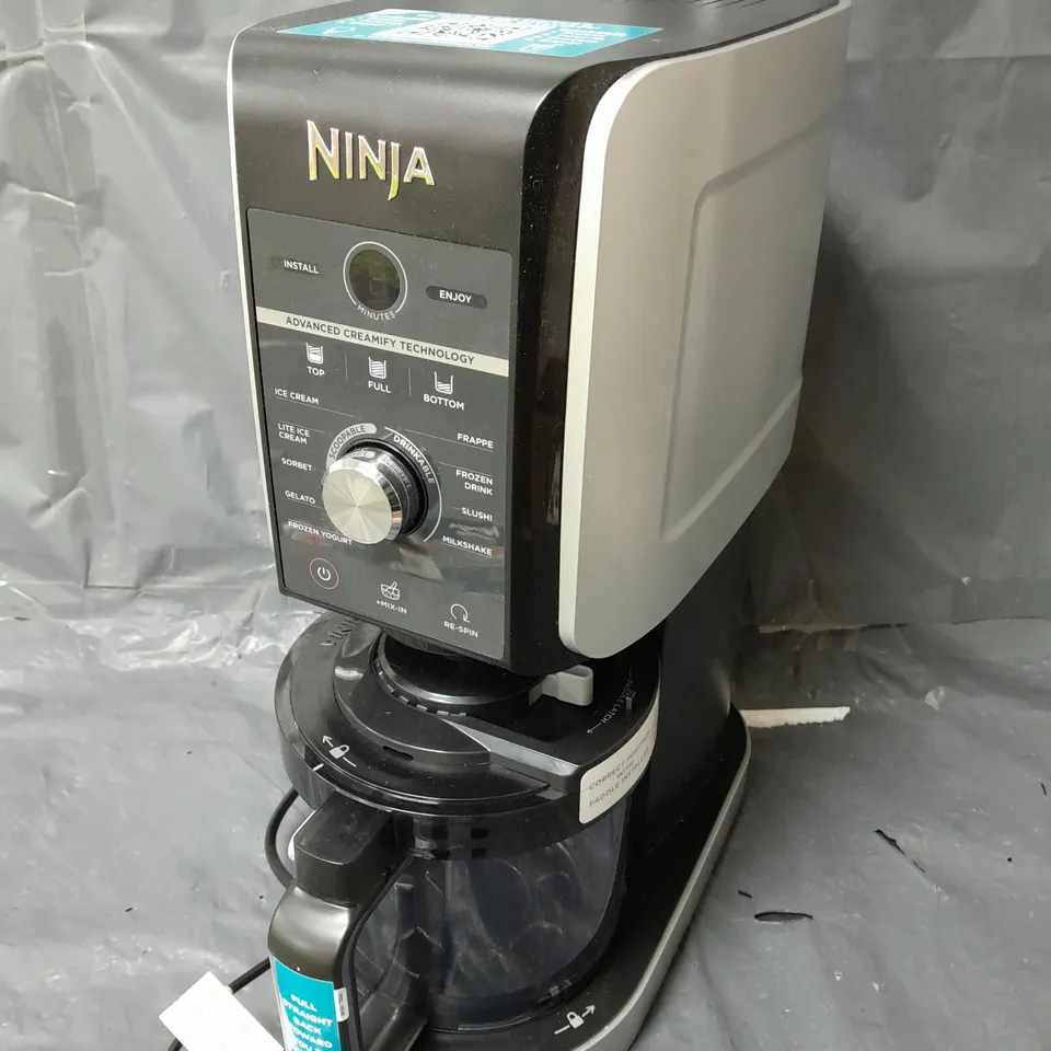 BOXED NINJA CREAMI DELUXE ICE CREAM AND FROZEN TREAT MAKER - NC501UK