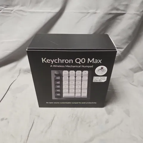 KEYCHRON Q0 MAX WIRELESS MECHANICAL NUMPAD – BOXED