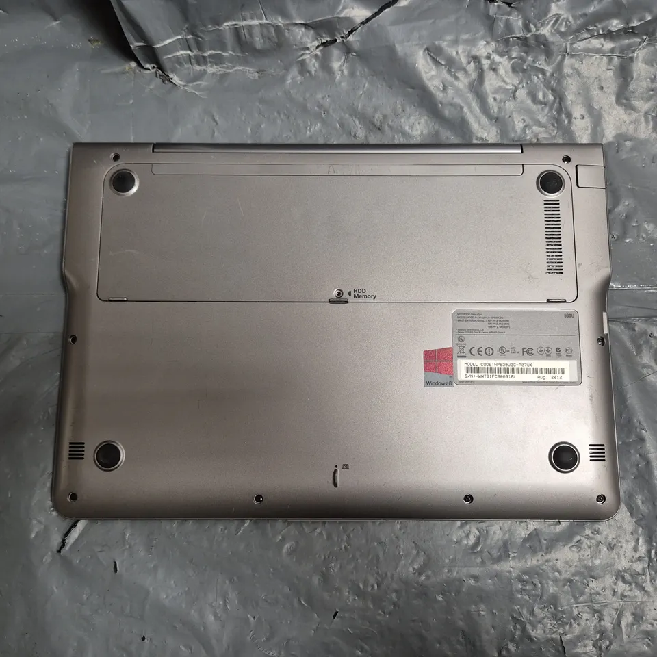 SAMSUNG 530U NP530U3C NOTEBOOK