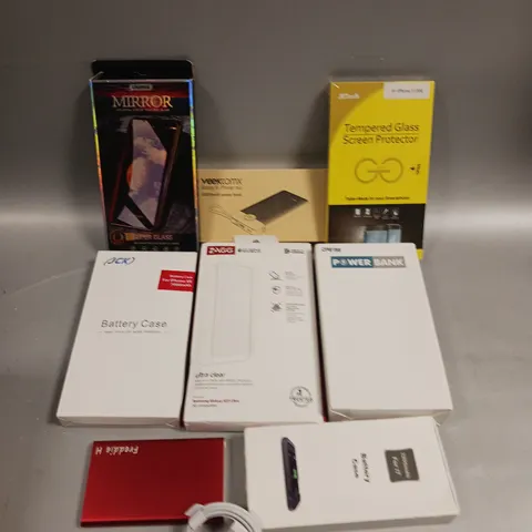 APPROXIMATELY 20 ASSORTED ELECTRICAL PRODUCTS TO INCLUDE POWERBANKS, PROTECTIVE SMARTPHONE CASES, CHARGING CABLES ETC