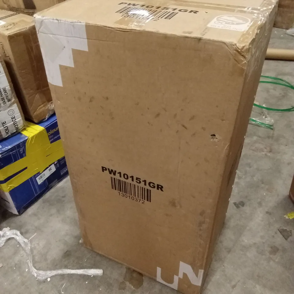 BOXED COSTWAY BICYCLE BASKET FOR TRANSPORTING A DOG UP TO 25KG GREY