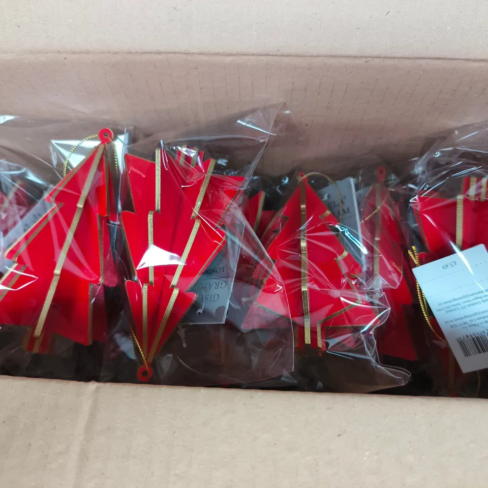 APPROXIMATELY 24 GISELA GRAHAM WOODEN TREE CHRISTMAS TREE ORNAMENTS