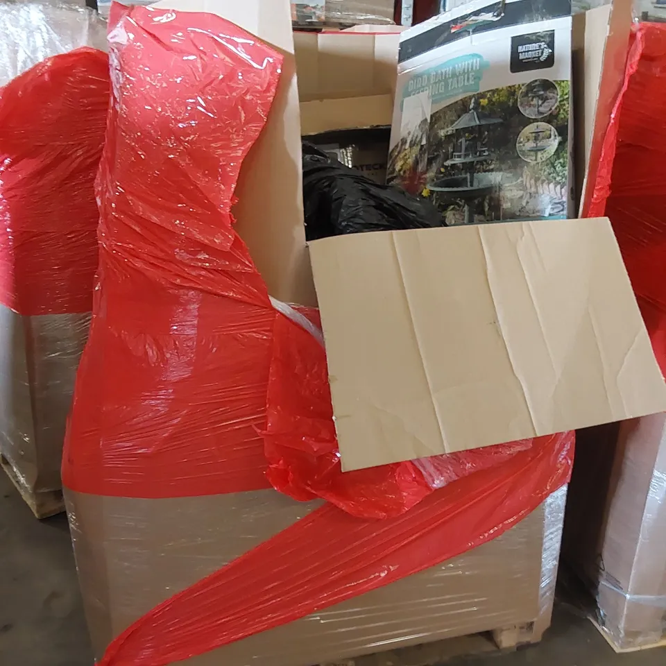 PALLET CONTAINING ASSORTED HOUSEHOLD PRODUCTS INCLUDING SENSOR TRASH CAN, BIRD BATH, KITCHEN TAP/FAUCET, FOOD BLENDER, OFFICE CHAIR ETC