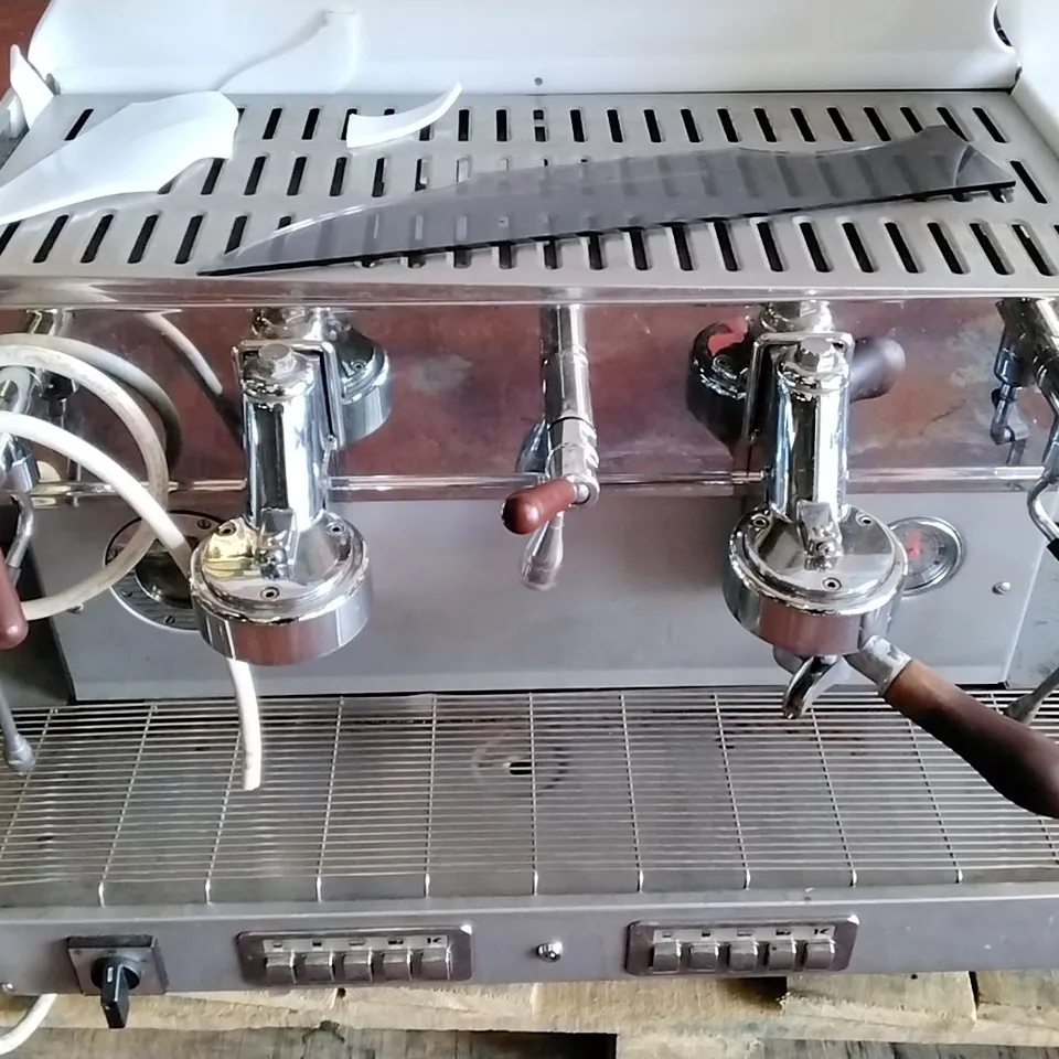 ELEKTRA BARISTA CREMA CAFFÈ 2 STATION COFFEE MACHINE 