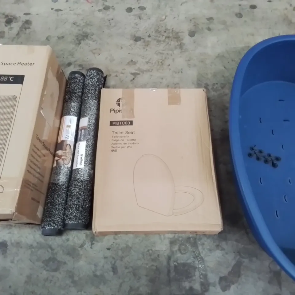 PALLET OF ASSORTED HOUSEHOLD ITEMS TO INCLUDE TOWER SPACE HEATHER, OFFICE CHAIR AND MULTIPLE DOOR MATS