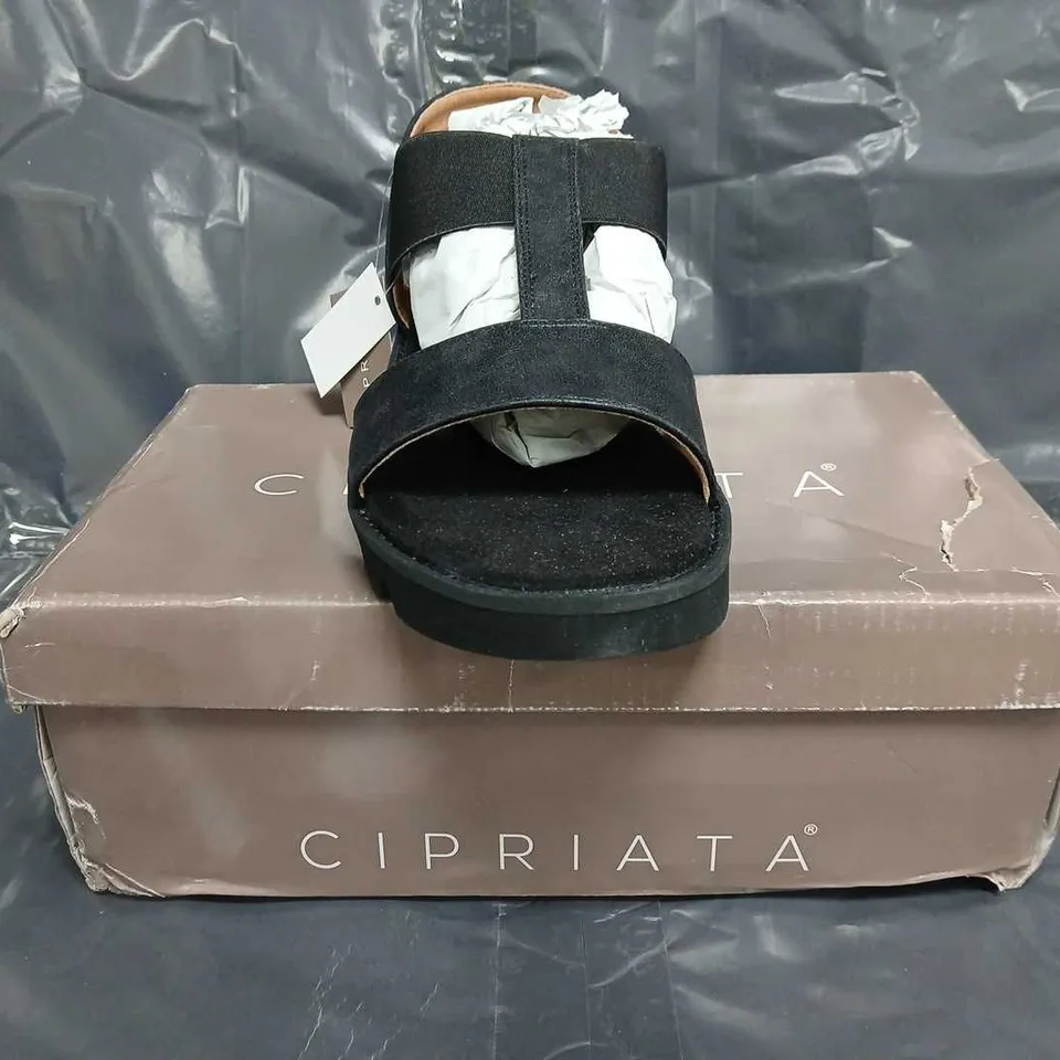 BOXED PAIR OF CIPRIATA OPEN TOE SANDALS IN BLACK SIZE 8
