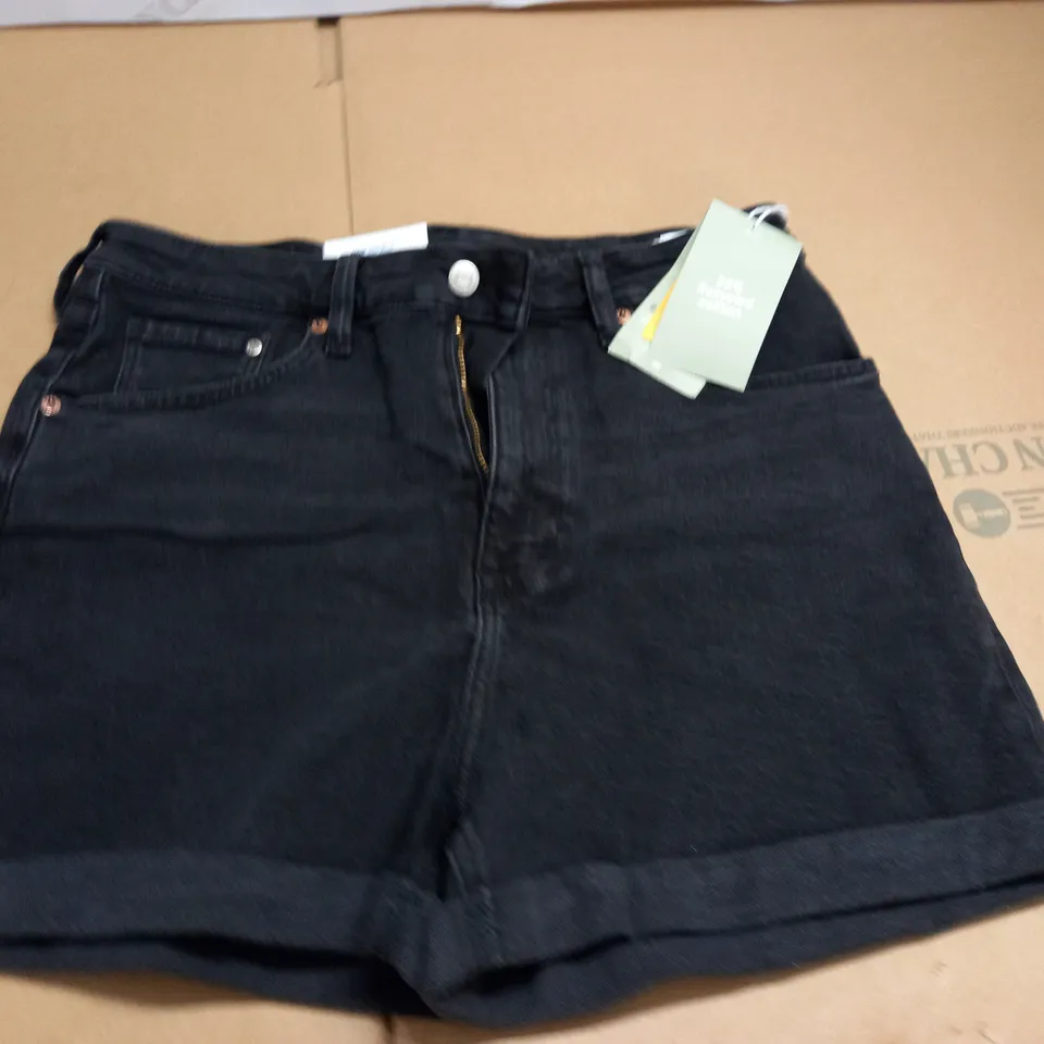 & DENIM LOOSE FIT MOM SHORTS - UK 14
