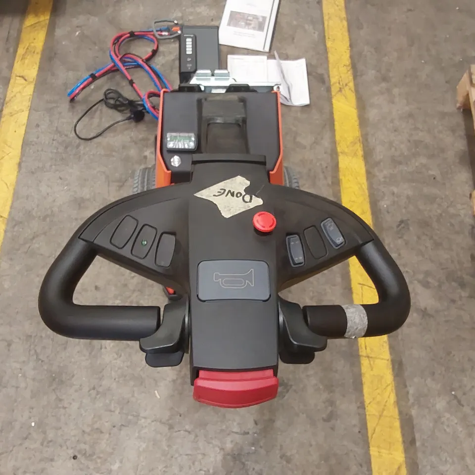 TRACTO TWE-120 TOWING TRACTOR WITH MICROPOWER SC BATTERY CHARGER