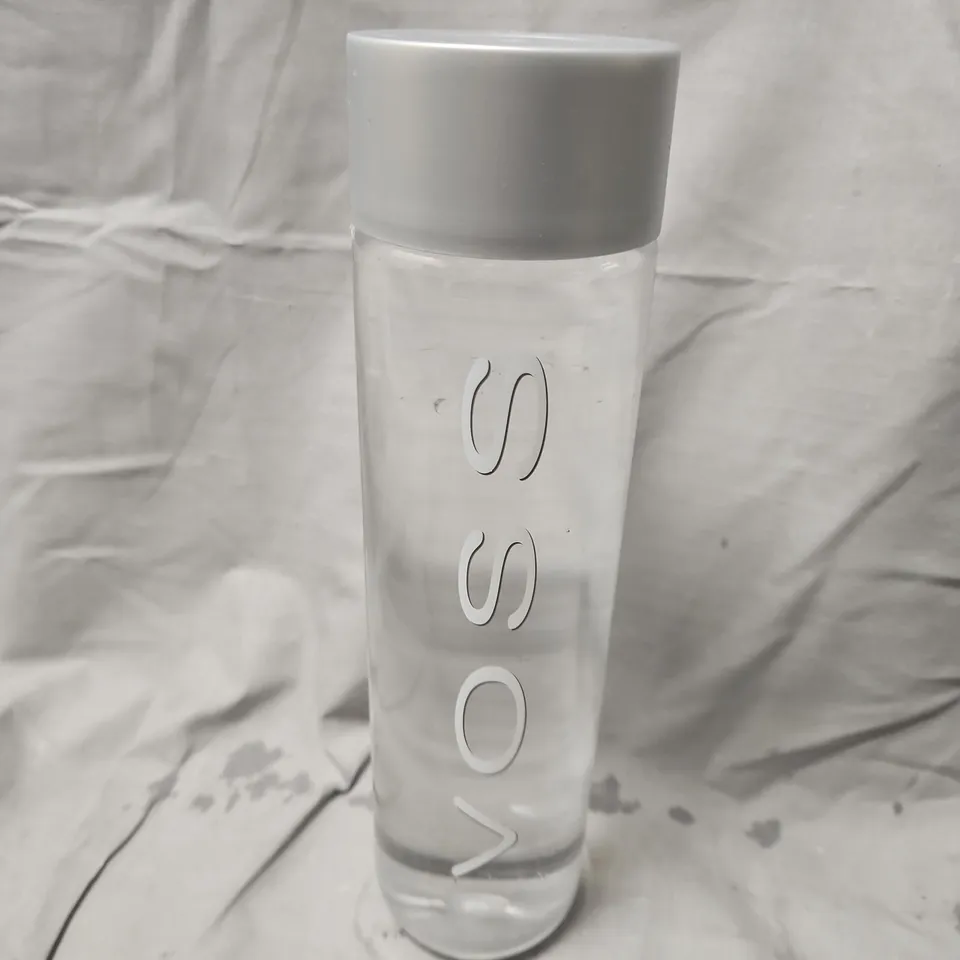 7 VOSS STILL WATER GLASS BOTTLES (850ML), GREY CAP