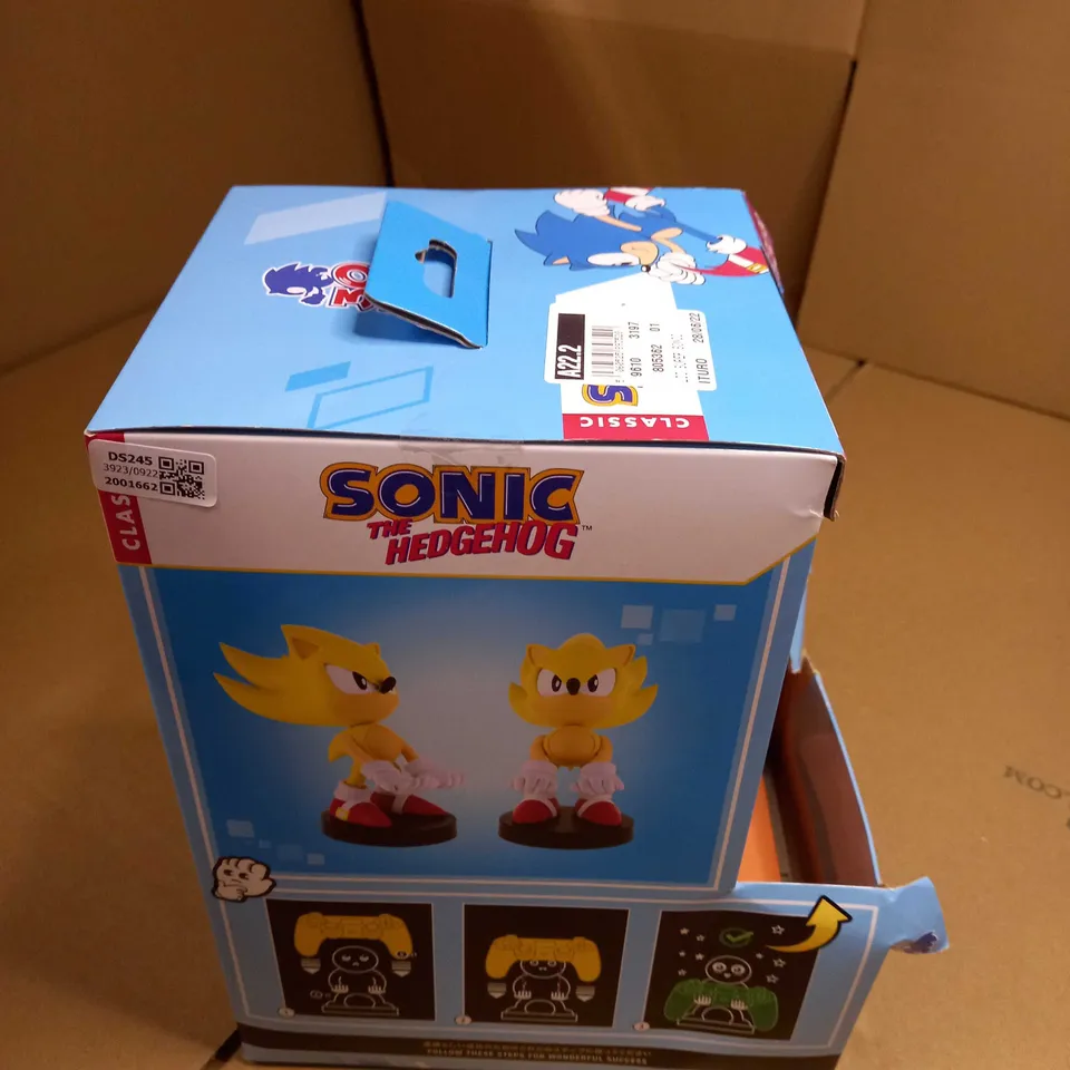 BOXED YELLOW SUPER SONIC PHONE/CONTROLLER HOLDER
