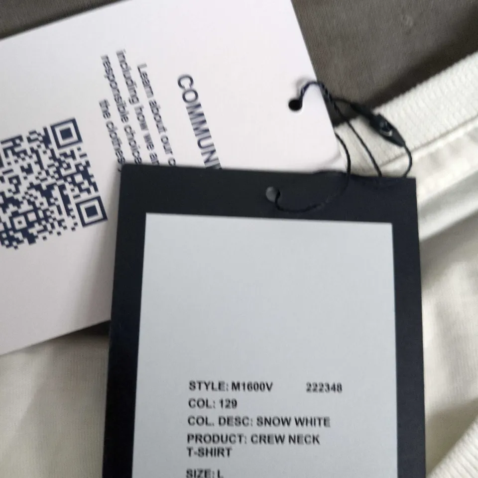 FRED PERRY CREW NECK T-SHIRT – SNOW WHITE, SIZE L