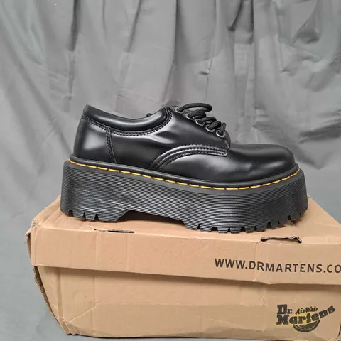 BOXED PAIR OF DR MARTINS WILDHORSE SHOES SIZE 3