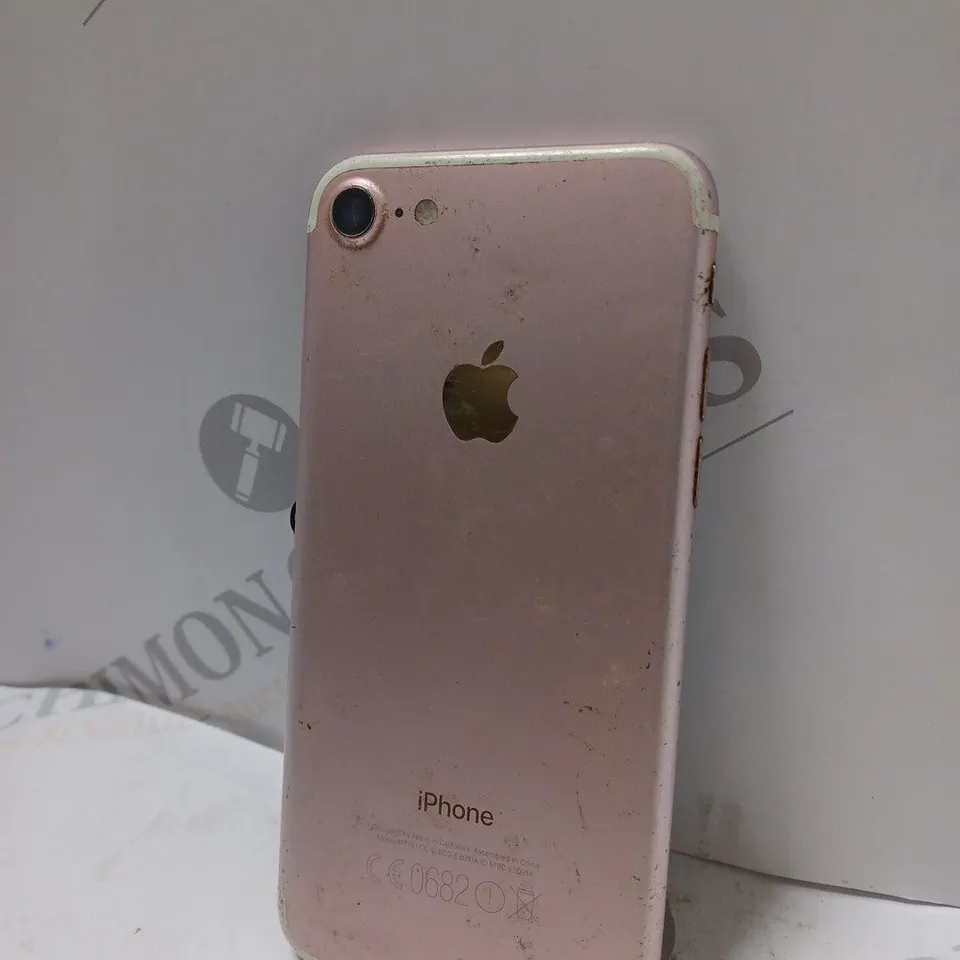 APPLE IPHONE 7 (A1778) SMARTPHONE