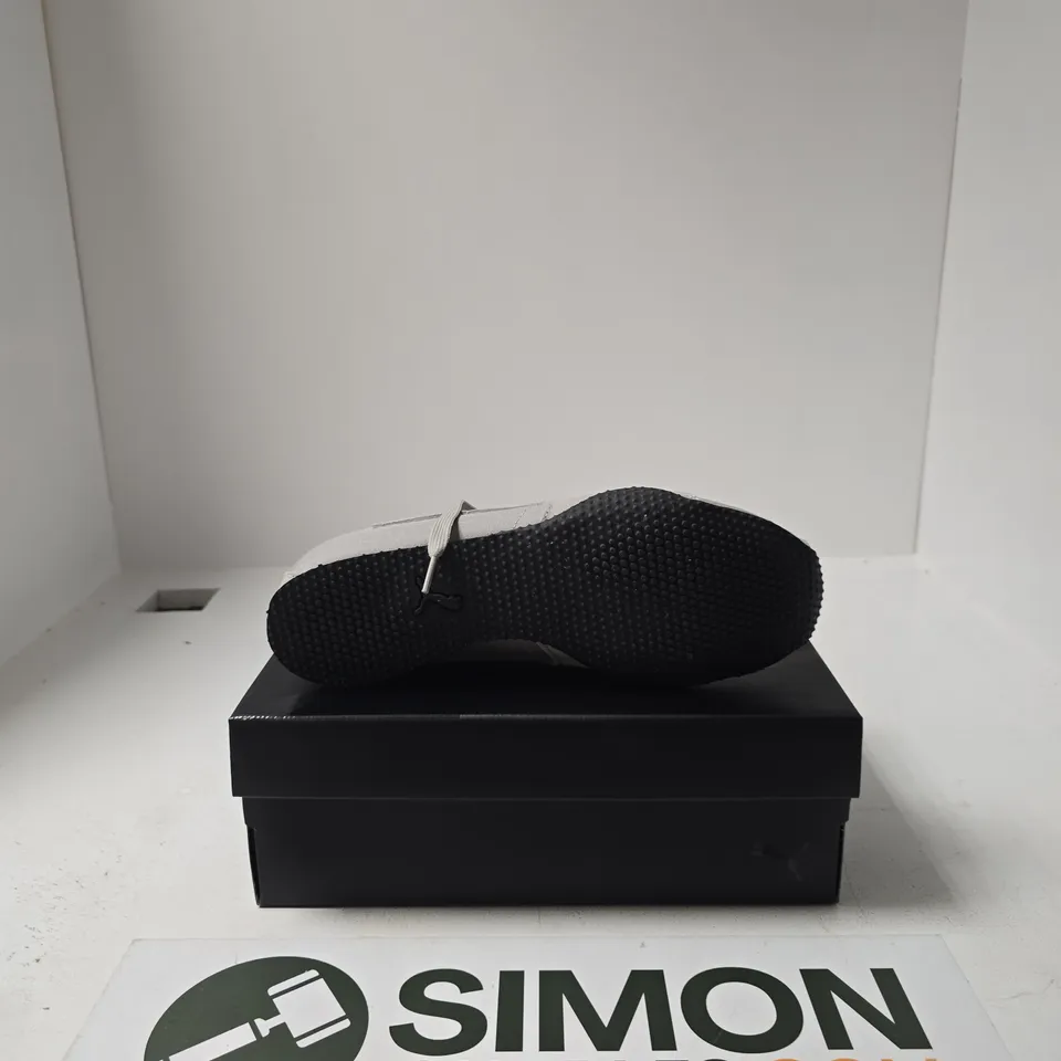 BOXED PAIR OF PUMA H-STREET TRAINERS SIZE UK 9