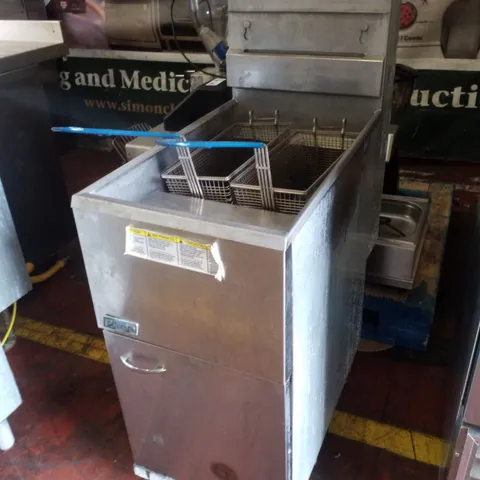 PITCO M35C FRYALATOR TWIN-TANK GAS FRYER