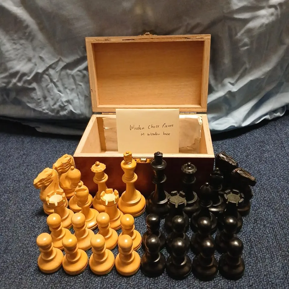 WOODEN CHESS SET IN BOX – LIGHT & DARK WOODEN PIECES- NO BOARD